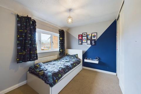 10 Cavendish Drive, Northampton, NN3 3DH