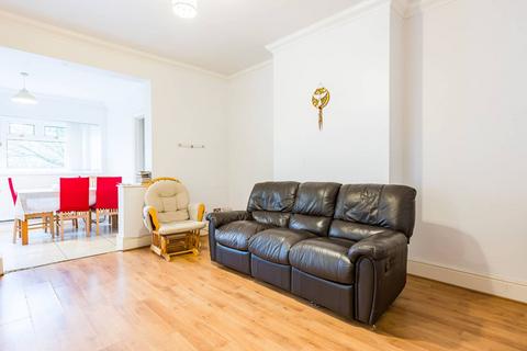 3 bedroom end of terrace house for sale, Sylvan Avenue, Wood Green, London, N22