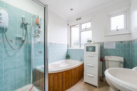 3 bedroom end of terrace house for sale, Sylvan Avenue, Wood Green, London, N22