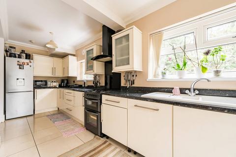 3 bedroom end of terrace house for sale, Sylvan Avenue, Wood Green, London, N22