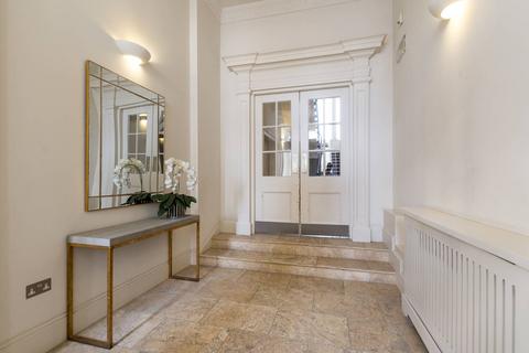 2 bedroom flat to rent, Eaton Place, Belgravia, London, SW1X