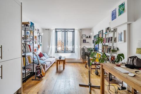 1 bedroom flat for sale, Mundania Road, East Dulwich