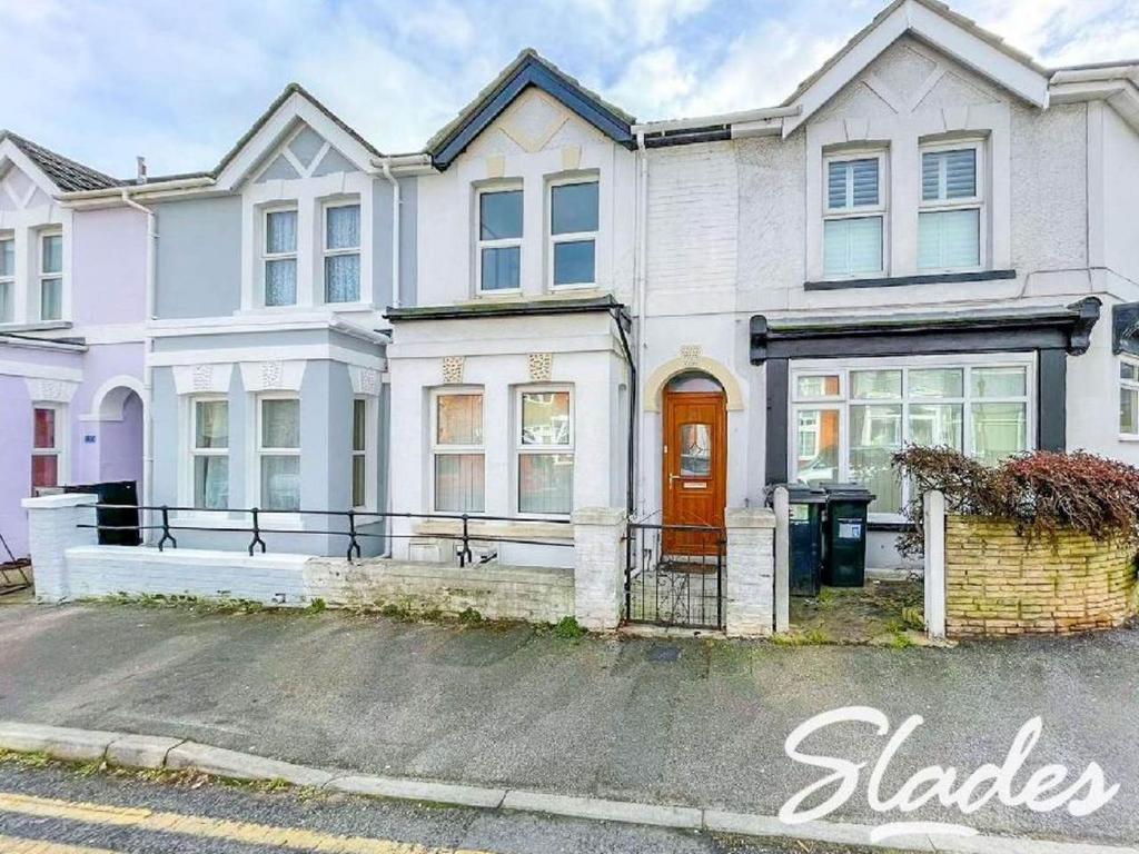 151a Parkwood FRONT