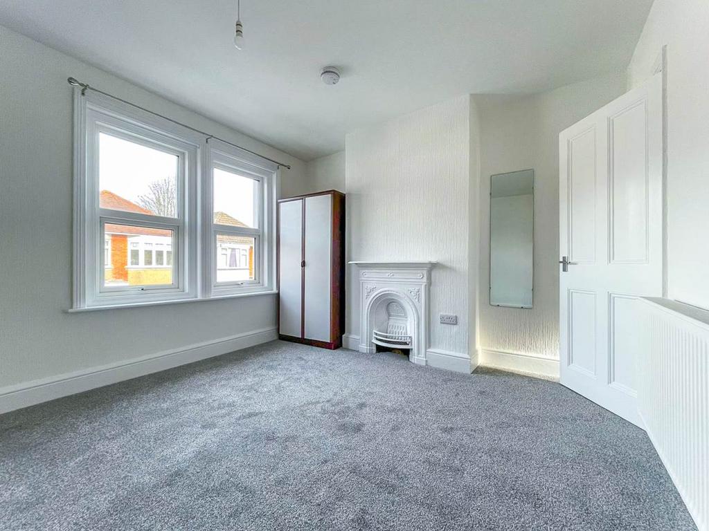 151a bedroom main