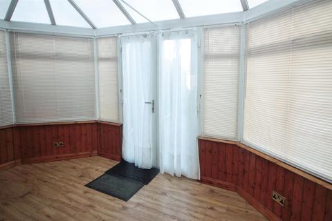 3 bedroom semi-detached house for sale, Wood Mount, Leeds LS26