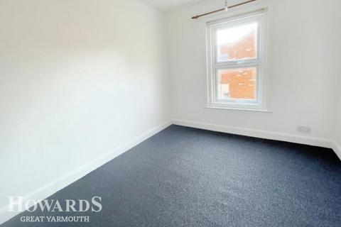 2 bedroom terraced house for sale, Middle Market Road, Great Yarmouth