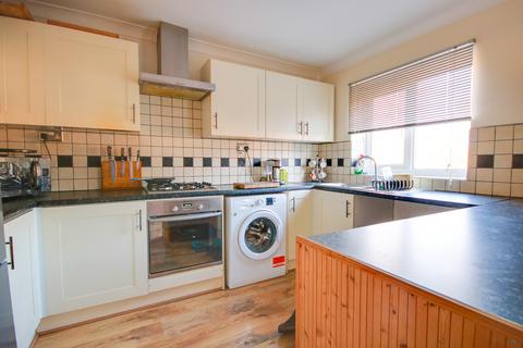 3 bedroom terraced house for sale, WEST END PARK! KITCHEN/DINER! PARKING TO REAR!