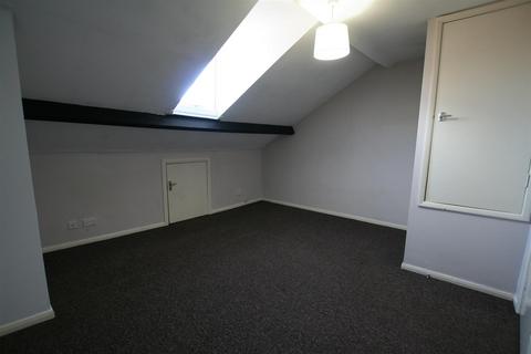 3 bedroom flat to rent, Flat 1, 11, Barbourne Road, Worcester.