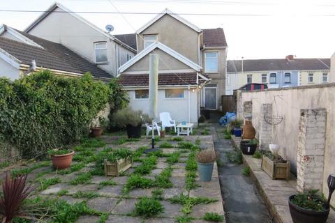 4 bedroom terraced house for sale, Trinity Road, Llanelli SA15