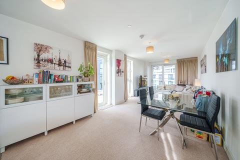 3 bedroom flat for sale, Hebden Place London SW8