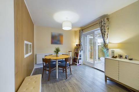 1 Draycott Close, Northampton, NN3 3BD
