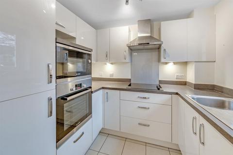 2 bedroom apartment for sale, Queens Gate, Wellington Road, Wokingham