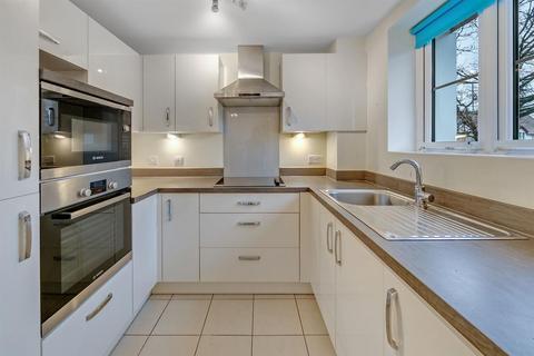 2 bedroom apartment for sale, Queens Gate, Wellington Road, Wokingham