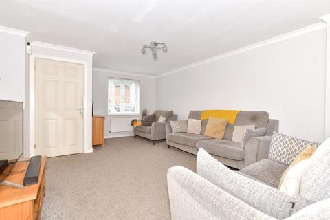 3 bedroom end of terrace house for sale, Cantium Place, Snodland, Kent