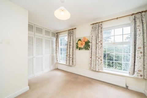 3 bedroom house for sale, Dell Way, London W13