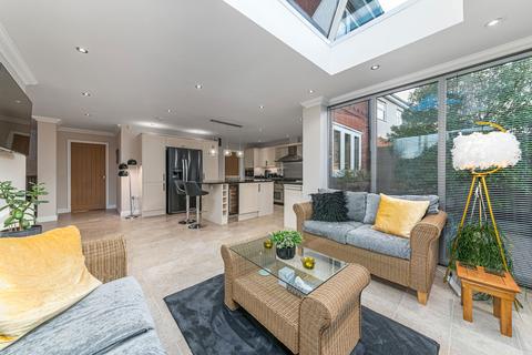 62 Northampton Road, Broughton, Kettering, NN14 1NS