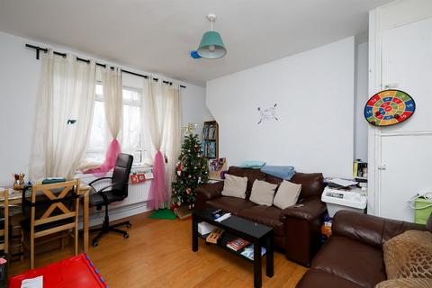 3 bedroom flat for sale, White City Estate, London