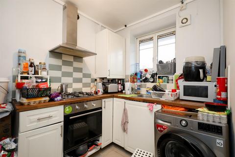 3 bedroom flat for sale, White City Estate, London