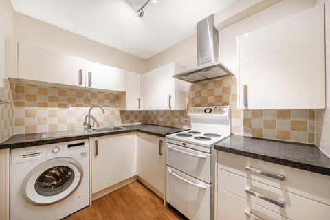 2 bedroom flat for sale, Griffiths Road, Wimbledon