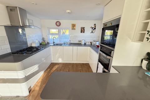 1 bedroom park home for sale, Castle Hill Road, Dunstable LU6