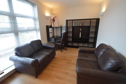 2 bedroom flat to rent, City Edge, Hulme M15