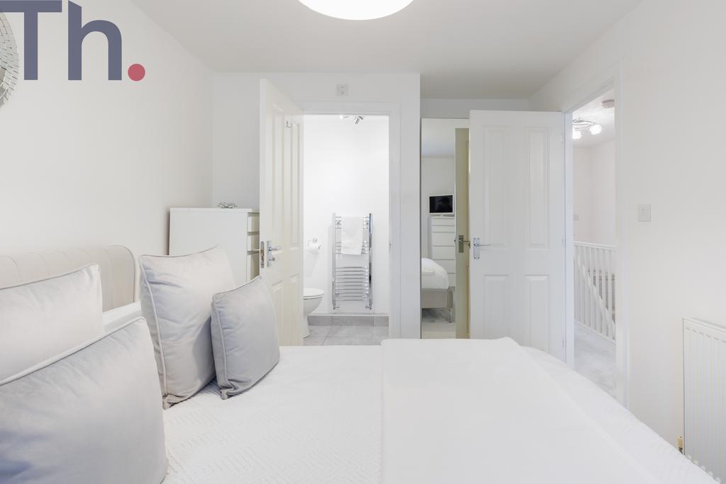 Bedroom 1 with En-suite