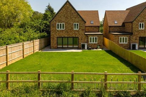 4 bedroom detached house for sale, Rowsham Road, Bierton, Buckinghamshire, HP22