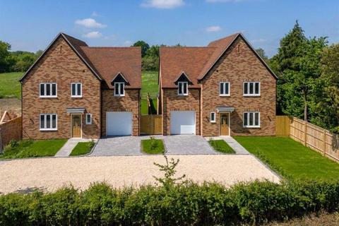 4 bedroom detached house for sale, Rowsham Road, Bierton, Buckinghamshire, HP22