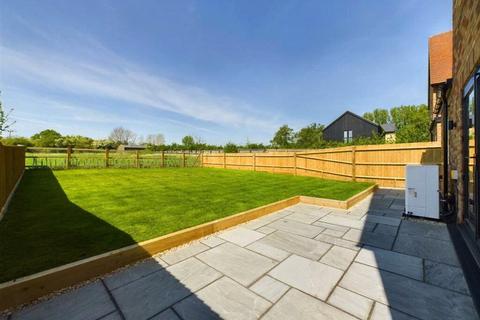 undefined, Rowsham Road, Bierton, Buckinghamshire, HP22