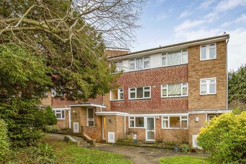 2 bedroom flat for sale, The Croft, London W5