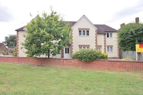 2 bedroom apartment to rent, BICESTER