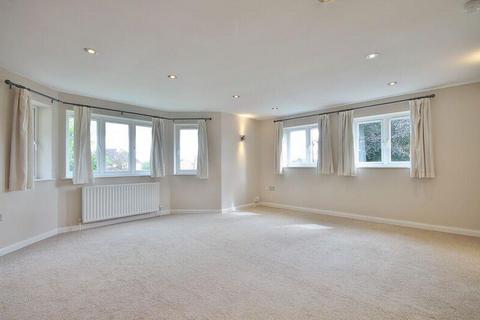 2 bedroom apartment to rent, BICESTER