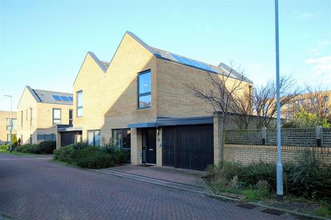 2 bedroom house to rent, Cornwell Road, Cambridge CB2