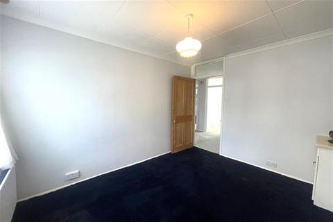 3 bedroom terraced house for sale, Monkhams Lane, Woodford Green, London, IG8