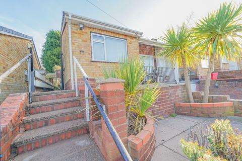 2 bedroom semi-detached bungalow for sale, Walford Drive, Solihull, B92