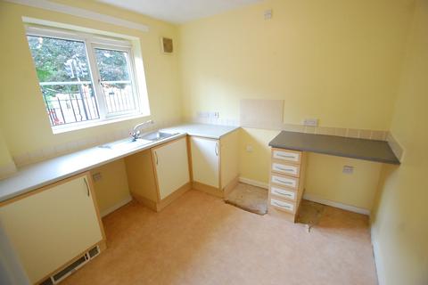 2 bedroom apartment to rent, Becketts Court, Horninglow Road, Burton upon Trent DE13