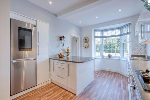 1202c Evesham Road, Redditch, B96 6AA