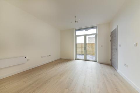 2 bedroom apartment to rent, Broadway, PETERBOROUGH PE1