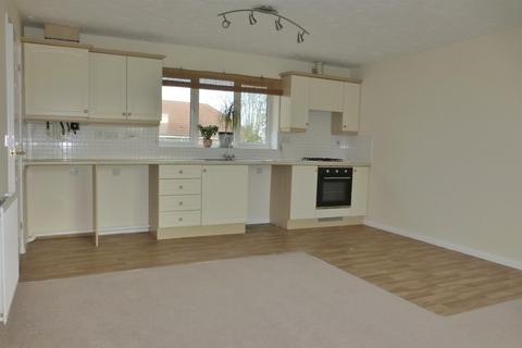 2 bedroom maisonette to rent, Siskin Road, Uppingham LE15