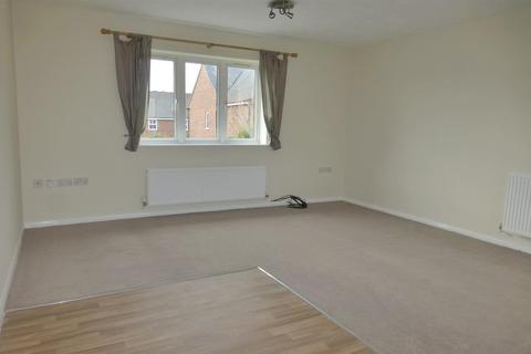 2 bedroom maisonette to rent, Siskin Road, Uppingham LE15