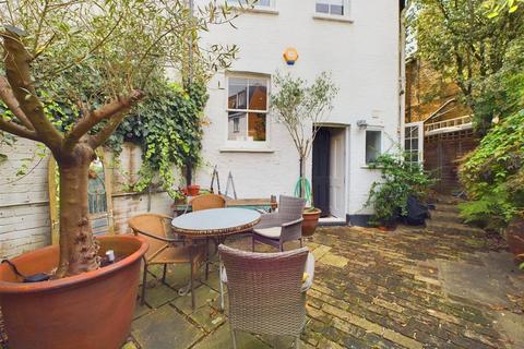 undefined, Park Road, Hampton Wick