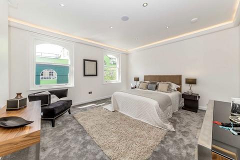 3 bedroom flat for sale, Tetcott Road, London SW10