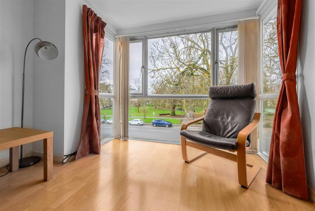 Grosvenor11-14 A.jpg