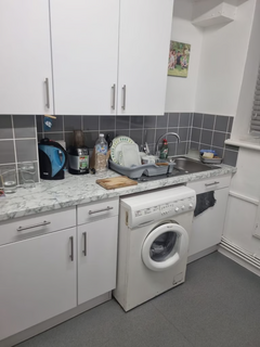 1 bedroom in a flat share to rent, Kingswood Estate, London SE21