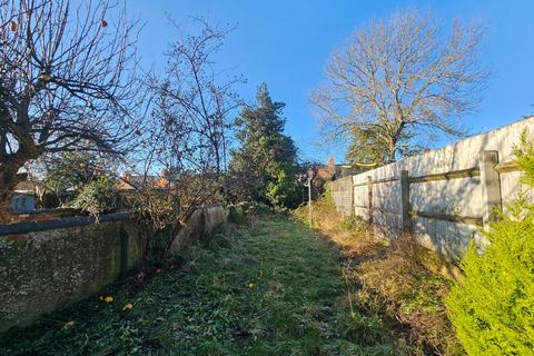 3 bedroom terraced house for sale, Edinburgh Road, Queens Park, Northampton, NN2 6PH