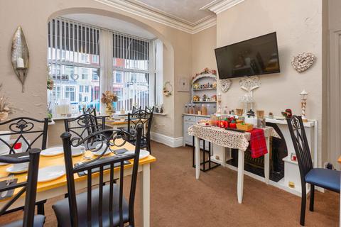 Hotel for sale, Reads Avenue, Blackpool, Lancashire, FY1 4BP