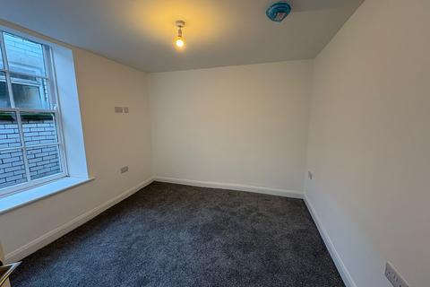 2 bedroom apartment to rent, Mill Street, Cannock WS11