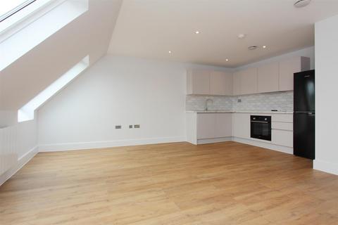 1 bedroom flat to rent, 141 Castle Street, Salisbury