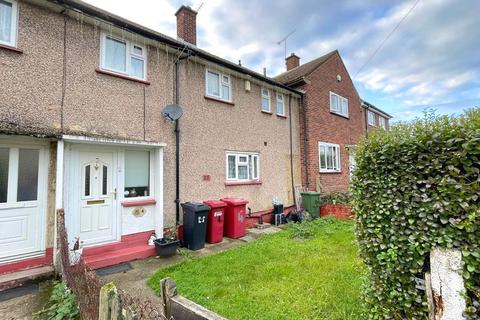 3 bedroom terraced house for sale, Willoners, Slough, Berkshire, SL2