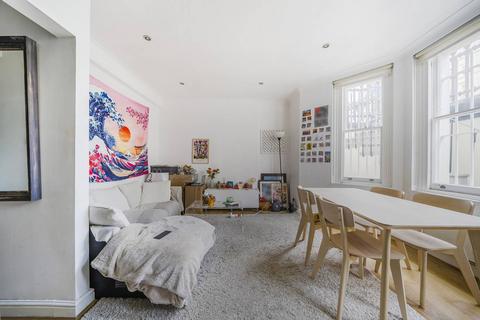 1 bedroom flat for sale, Queens Gate, South Kensington, London, SW7